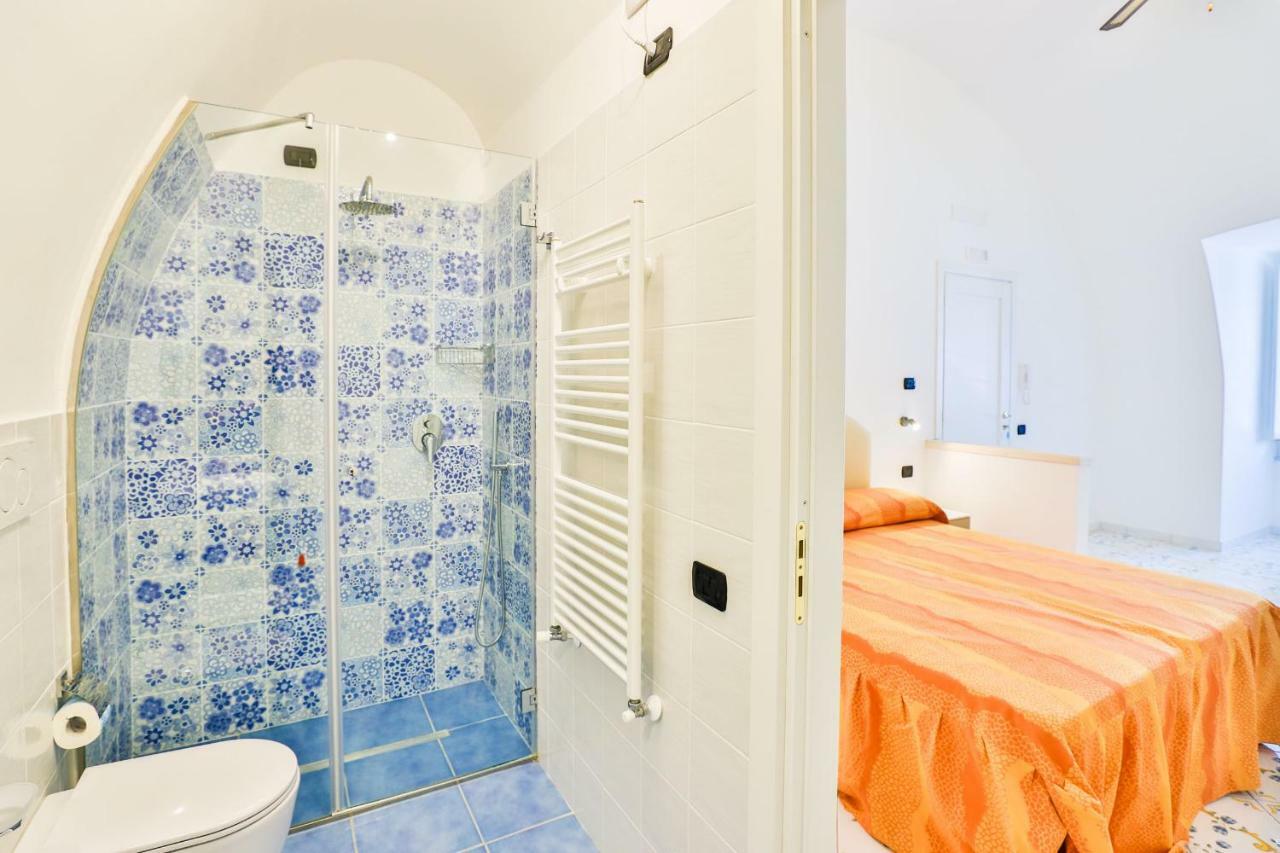 Della Monica Rooms Виетри Экстерьер фото